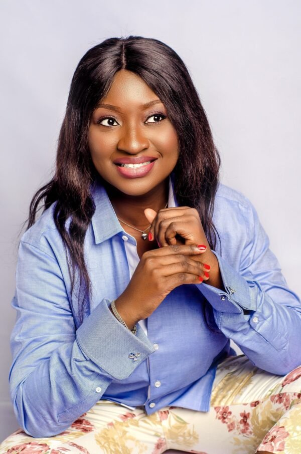 Women Blue Oxford Button Cuff Shirt